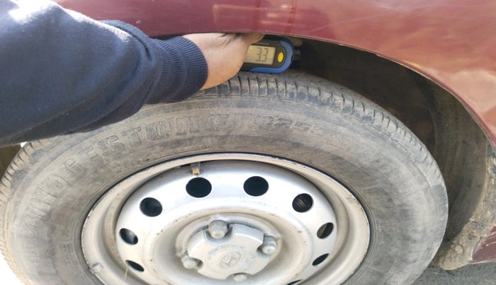 2015 Hyundai i10 MAGNA 1.1, Petrol, Manual, 53,774 km, tyre