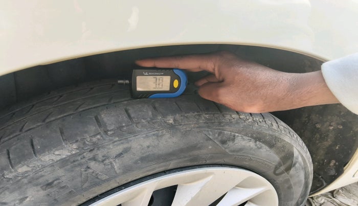 2019 Maruti Ertiga VXI SHVS, Petrol, Manual, 1,48,789 km, tyre