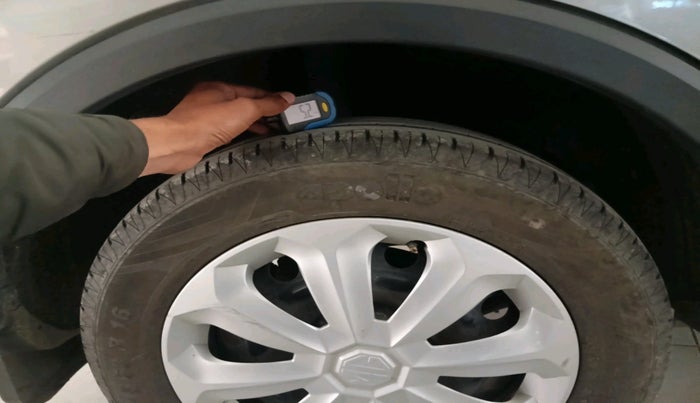 2022 MG ASTOR STYLE 1.5 MT, Petrol, Manual, 24,347 km, tyre