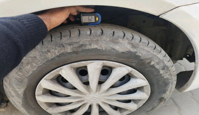 2016 Maruti Swift Dzire VXI, Petrol, Manual, 1,32,884 km, tyre