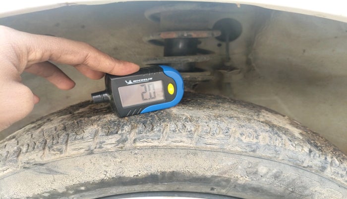 2015 Maruti Alto K10 VXI, Petrol, Manual, 25,611 km, tyre