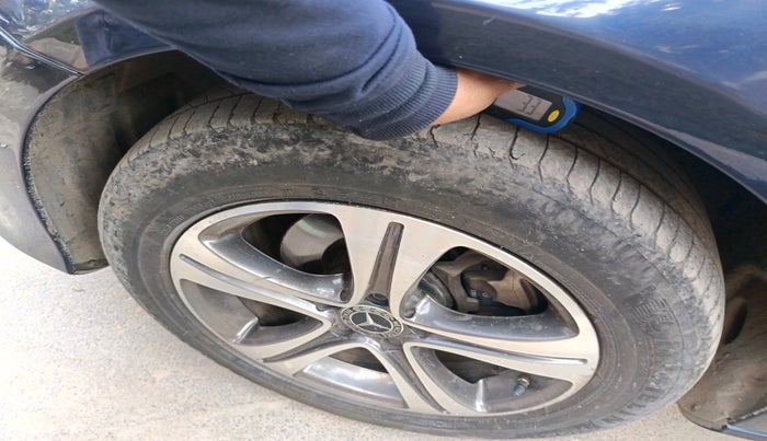 2019 Mercedes Benz E Class E 220 D, Diesel, Automatic, 61,866 km, tyre