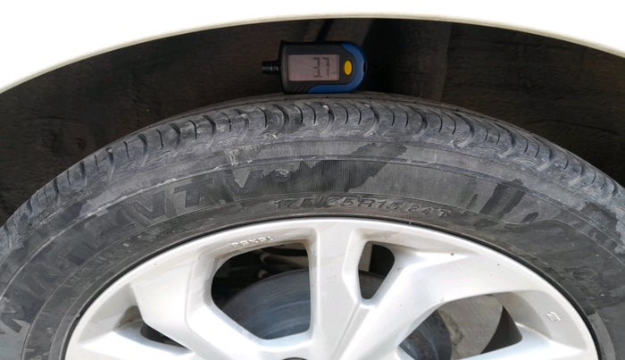 2021 Honda Amaze 1.2L I-VTEC V, Petrol, Manual, 41,558 km, tyre