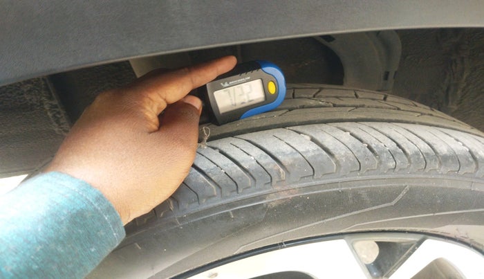 2021 Nissan MAGNITE XV MT, Petrol, Manual, 7,456 km, tyre