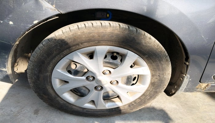 2014 Hyundai Grand i10 SPORTZ 1.2 KAPPA VTVT, Petrol, Manual, 71,523 km, tyre