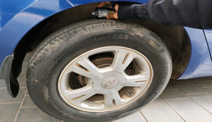 2010 Hyundai i20 SPORTZ 1.2, Petrol, Manual, 1,09,814 km, tyre