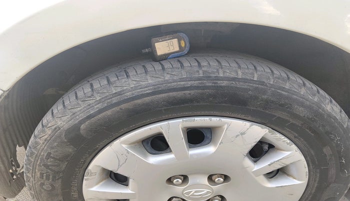 2014 Hyundai Elite i20 MAGNA 1.4 CRDI, Diesel, Manual, 58,755 km, tyre