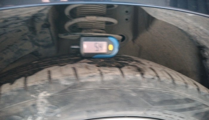 2022 Toyota Glanza G E-CNG, Petrol, Manual, 28,484 km, tyre