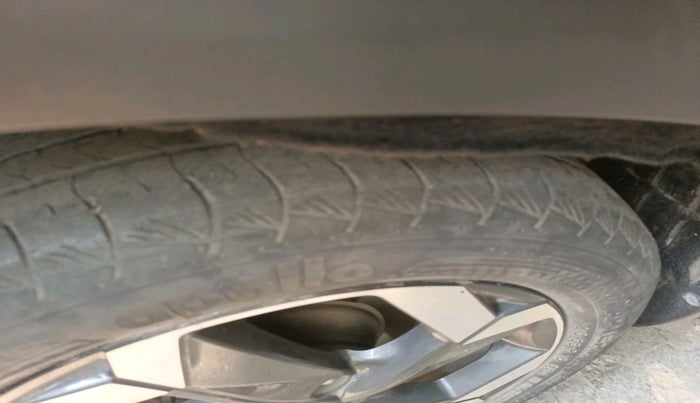 2021 Hyundai ALCAZAR 1.5 SIGNATURE MT 6STR, Diesel, Manual, 92,643 km, tyre