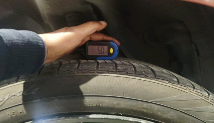 2016 Renault Duster 110 PS RXL 4X2 MT, Diesel, Manual, 95,438 km, tyre