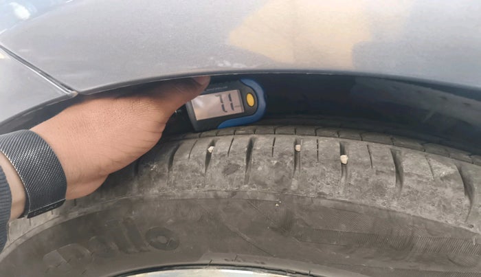 2014 Hyundai Verna FLUIDIC 1.6 VTVT SX OPT, Petrol, Manual, 69,614 km, tyre