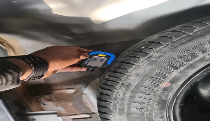 2014 Hyundai Verna FLUIDIC 1.6 VTVT SX OPT, Petrol, Manual, 69,614 km, tyre