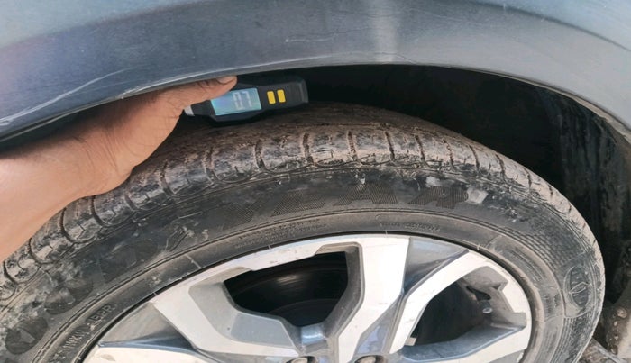 2018 Honda WR-V 1.5L I-DTEC VX MT, Diesel, Manual, 2,11,555 km, tyre