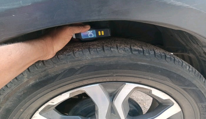 2018 Honda WR-V 1.5L I-DTEC VX MT, Diesel, Manual, 2,11,555 km, tyre