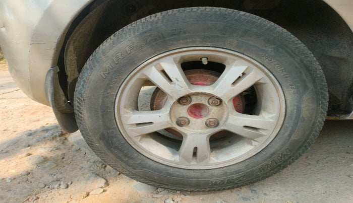 2010 Hyundai i20 SPORTZ 1.4 CRDI, Diesel, Manual, 1,95,548 km, tyre