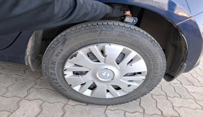 2022 Maruti Swift VXI, Petrol, Manual, 61,444 km, tyre