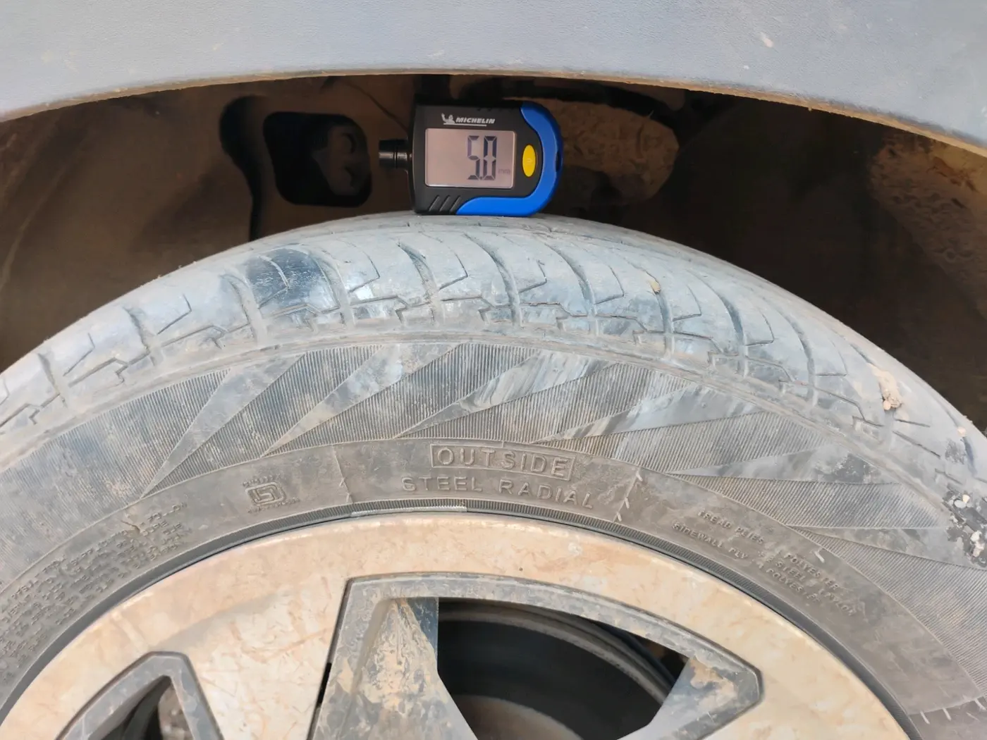 2024 Hyundai EXTER SX 1.2 CNG MT, CNG, Manual, 43,977 km, tyre
