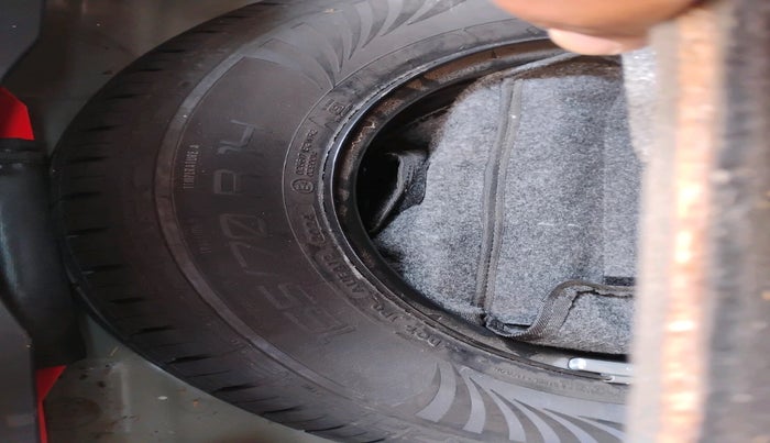 2024 Hyundai EXTER SX 1.2 CNG MT, Petrol, Manual, 43,977 km, tyre