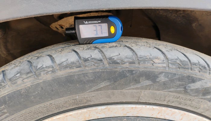 2024 Hyundai EXTER SX 1.2 CNG MT, Petrol, Manual, 43,977 km, tyre