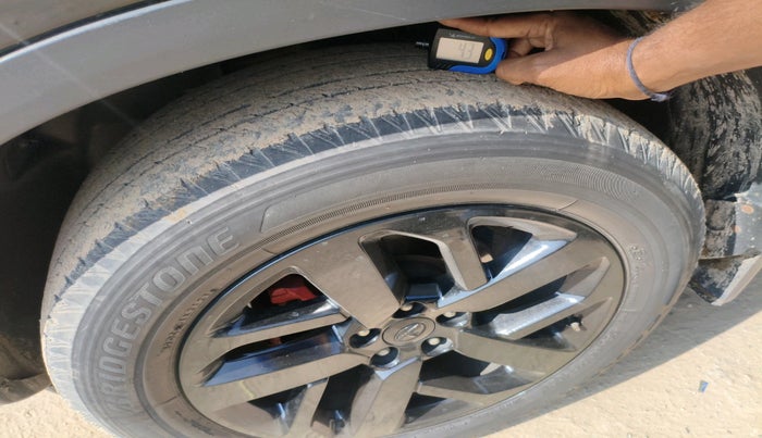 2022 Tata Harrier XZ PLUS 2.0L DARK EDITION, Diesel, Manual, 73,021 km, tyre