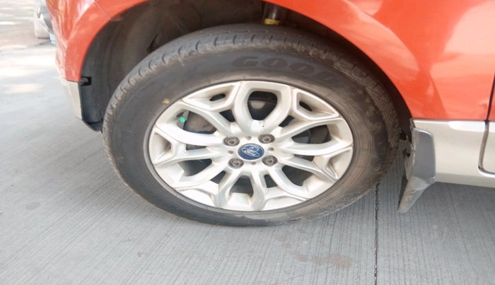 2013 Ford Ecosport TITANIUM 1.5L DIESEL, Diesel, Manual, 1,25,006 km, tyre