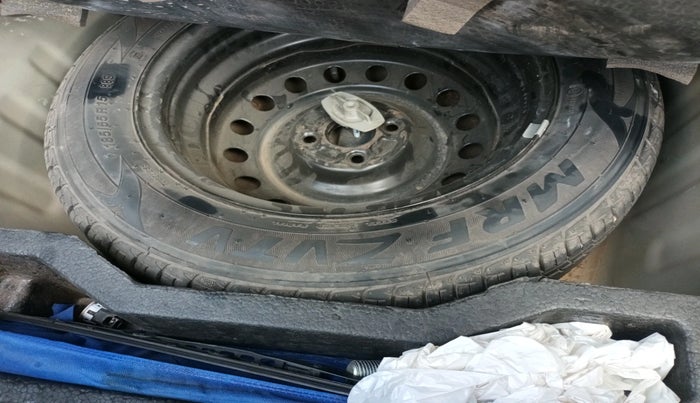 2018 Maruti Ciaz DELTA 1.5 SHVS MT PETROL, Petrol, Manual, 1,19,641 km, tyre