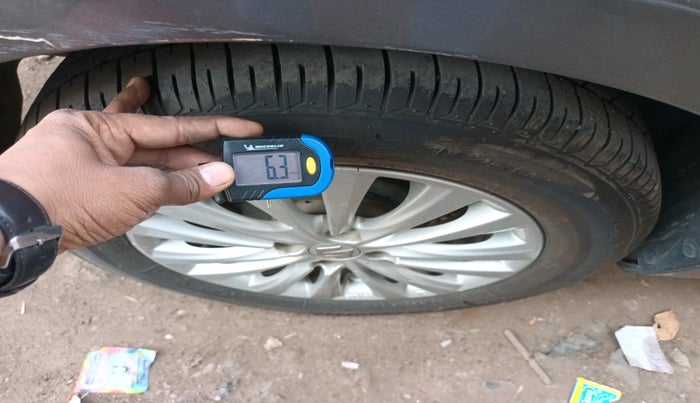 2018 Maruti Ciaz DELTA 1.5 SHVS MT PETROL, Petrol, Manual, 1,19,641 km, tyre