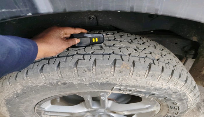 2024 Mahindra Thar LX D HT 2WD MT, Diesel, Manual, 22,923 km, tyre