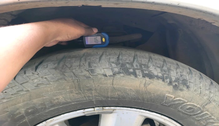 2011 Toyota Fortuner 3.0 4X4 MT, Diesel, Manual, 2,03,438 km, tyre