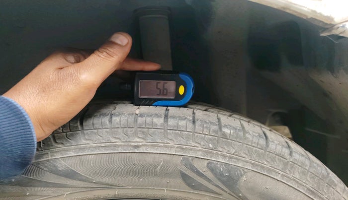 2011 Maruti Swift Dzire VXI, Petrol, Manual, 1,34,103 km, tyre