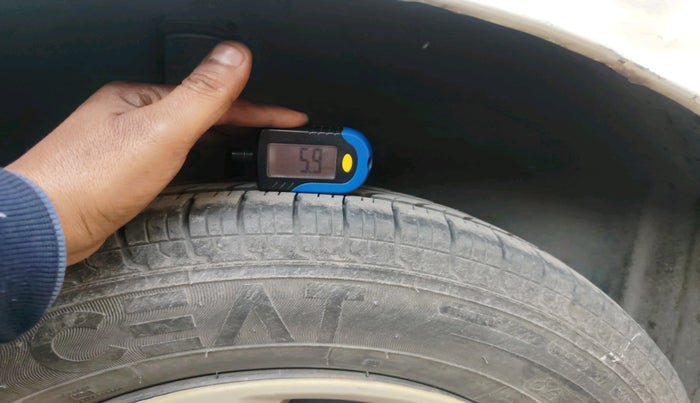 2011 Maruti Swift Dzire VXI, Petrol, Manual, 1,34,103 km, tyre