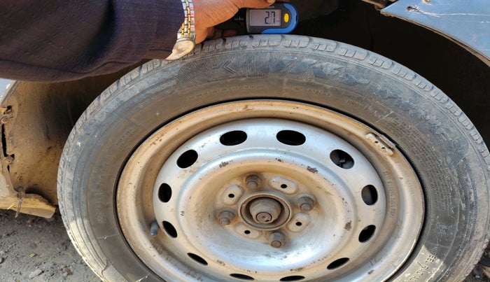 2013 Tata Indica Vista LX QUADRAJET, Diesel, Manual, 2,23,856 km, tyre