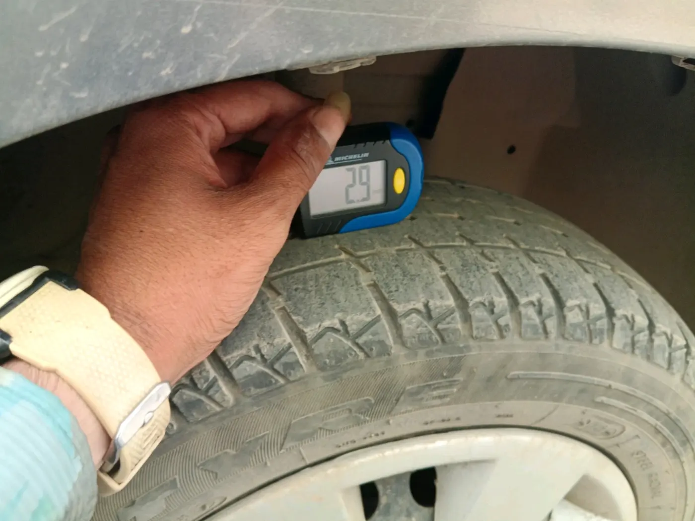 2015 Datsun Go T, CNG, Manual, 61,533 km, tyre