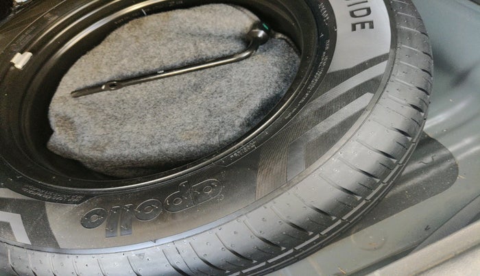 2024 Hyundai Creta EX 1.5 DIESEL, Diesel, Manual, 33,999 km, tyre