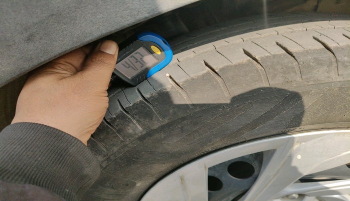 2024 Hyundai Creta EX 1.5 DIESEL, Diesel, Manual, 33,999 km, tyre