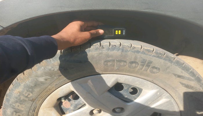 2021 Hyundai VENUE S+ 1.2, Petrol, Manual, 85,554 km, tyre