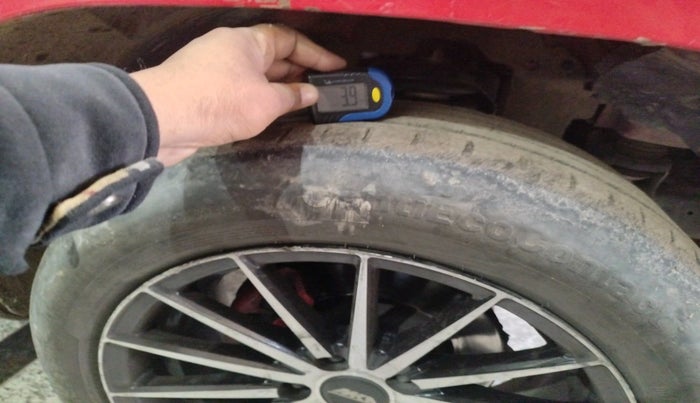 2019 Mahindra TUV300 T6 PLUS, Diesel, Manual, 96,722 km, tyre