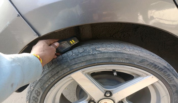 2018 Maruti Celerio VXI CNG, Petrol, Manual, 73,620 km, tyre