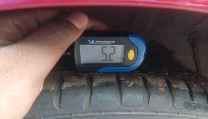 2016 Hyundai Verna 1.6 VTVT SX, Petrol, Manual, 1,01,456 km, tyre