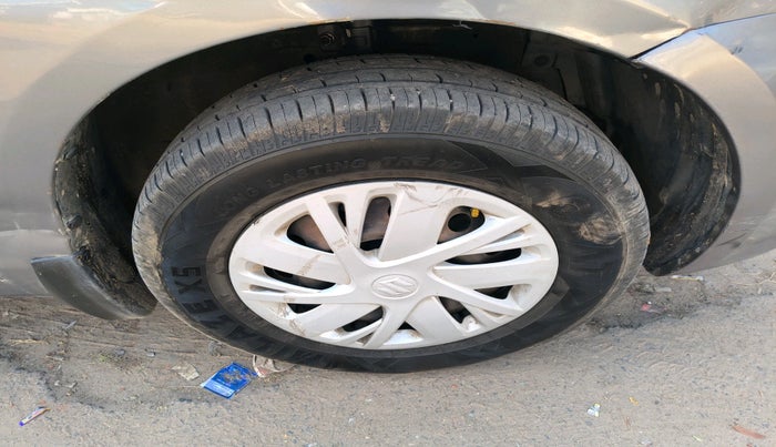 2014 Maruti Swift Dzire VDI, Diesel, Manual, 2,09,632 km, tyre