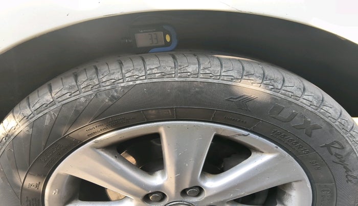 2012 Toyota Corolla Altis G DIESEL, Diesel, Manual, 2,16,647 km, tyre