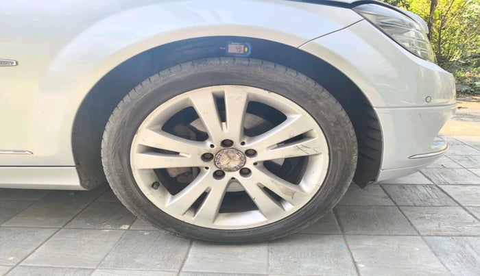 2010 Mercedes Benz C Class 200 CGI AVANTGARDE, Petrol, Automatic, 1,05,030 km, tyre
