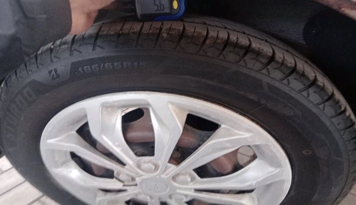 2016 Tata Zest XMS PETROL, Petrol, Manual, 1,66,078 km, tyre