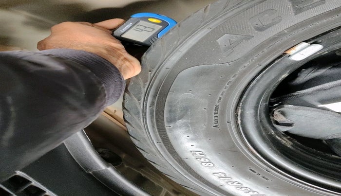 2013 Hyundai i20 SPORTZ 1.2, Petrol, Manual, 58,282 km, tyre