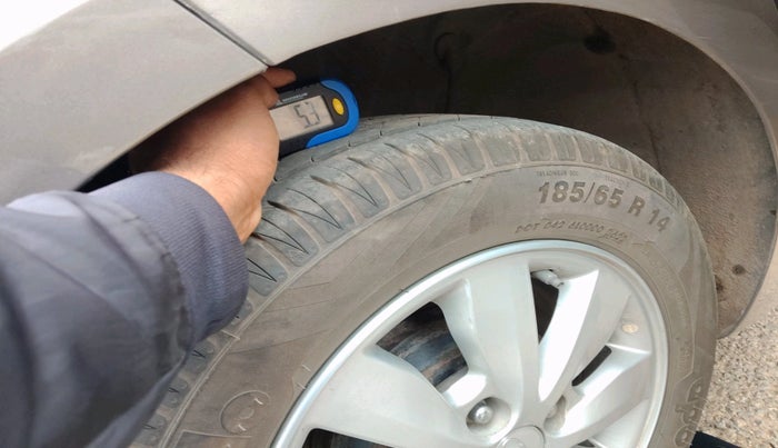 2013 Hyundai i20 SPORTZ 1.2, Petrol, Manual, 58,282 km, tyre