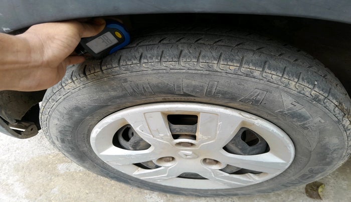 2016 Renault Kwid RXT 0.8, Petrol, Manual, 48,638 km, tyre