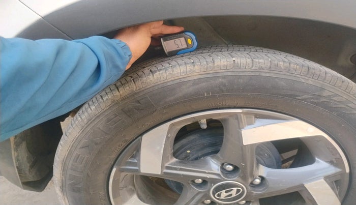 2021 Hyundai VENUE SX PLUS 1.0 TURBO DCT, Petrol, Automatic, 72,475 km, tyre