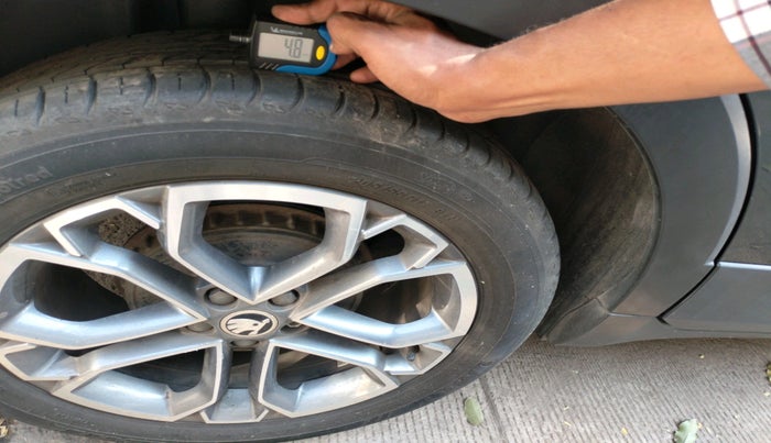 2021 Skoda KUSHAQ STYLE 1.0L TSI AT, Petrol, Automatic, 4,763 km, tyre