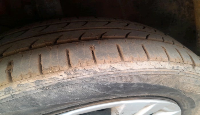 2018 Maruti Baleno DELTA PETROL 1.2, Petrol, Manual, 1,22,664 km, tyre