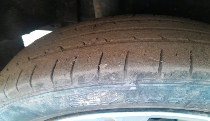 2018 Maruti Baleno DELTA PETROL 1.2, Petrol, Manual, 1,22,664 km, tyre